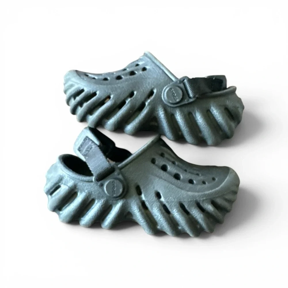 Black Crocs Child's Size 6 Echo Clog Sandals w/Adjustable Turbo Heel Strap
